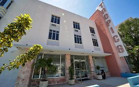 Tropics Hostel Miami